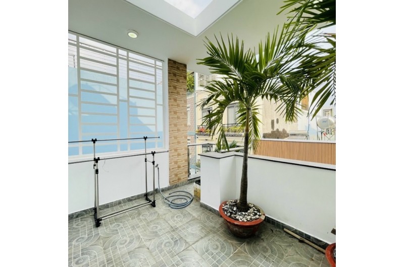 HẺM Ô TÔ QUANG TRUNG - 65M2 - 3 TẦNG - 3 PHÒNG - 7.2 TỶ - HOÀN CÔNG ĐẦY ĐỦ - THU NHẬP 15 TRIỆU/ THÁNG