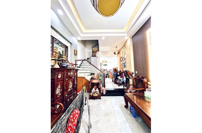 KHU ĐỒNG BỘ HẺM Ô TÔ TRÁNH NHAU NGAY EMART PHẠM VĂN CHIÊU