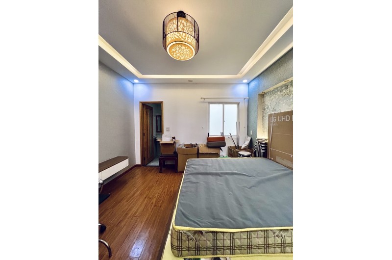 KHU ĐỒNG BỘ HẺM Ô TÔ TRÁNH NHAU NGAY EMART PHẠM VĂN CHIÊU