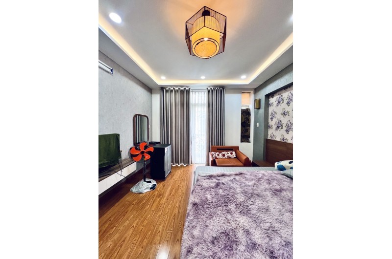 KHU ĐỒNG BỘ HẺM Ô TÔ TRÁNH NHAU NGAY EMART PHẠM VĂN CHIÊU