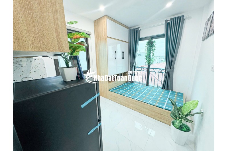 Bán gấp tòa CHDV phố Hòa Bình 7 - TK 7 tầng có thang máy - Gồm 17 phòng cho thuê.