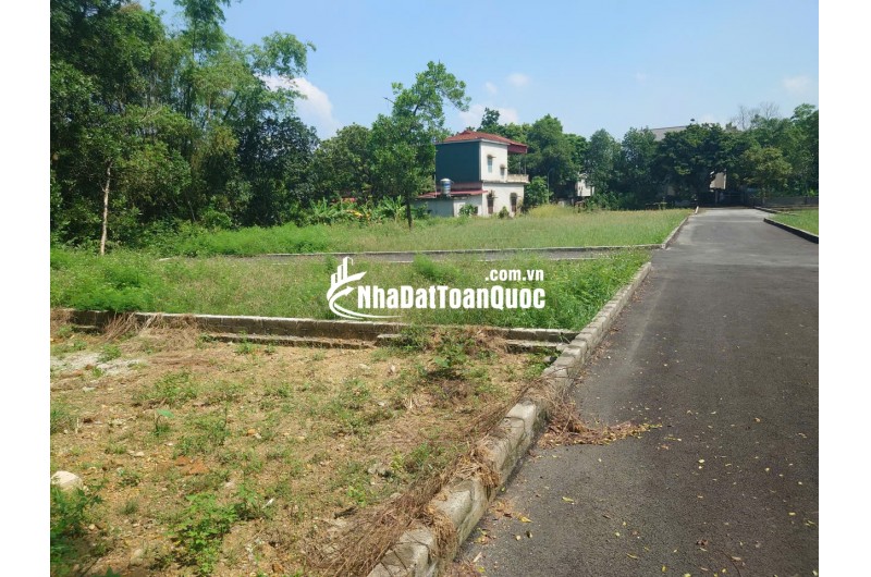 Bán gấp đất tại Xuân Khanh, Sơn tây 110m2 MT 7m, giá rẻ mua ngay có lãi liền tay.