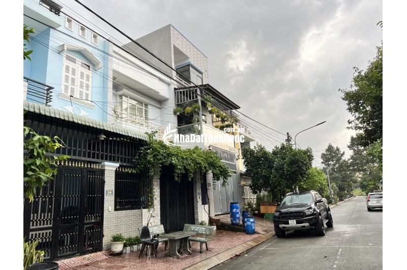 NHÀ GIÁ RẺ – TÂN BÌNH, DĨ AN 
ĐƯỜNG Ô TÔ - KINH DOANH ĐƯỢC CHỈ 2TY8