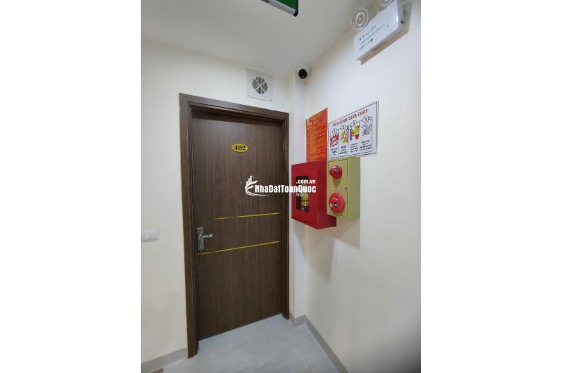 Bán nhanh tòa nhà Quan Hoa gần phố 10 phòng khép kín hơn 11 tỷ