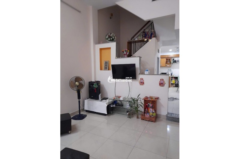 Bán gấp nhà hẻm 3m Lê Văn Sỹ Q.PN 5mx12m 3 lầu ST 11 tỷ