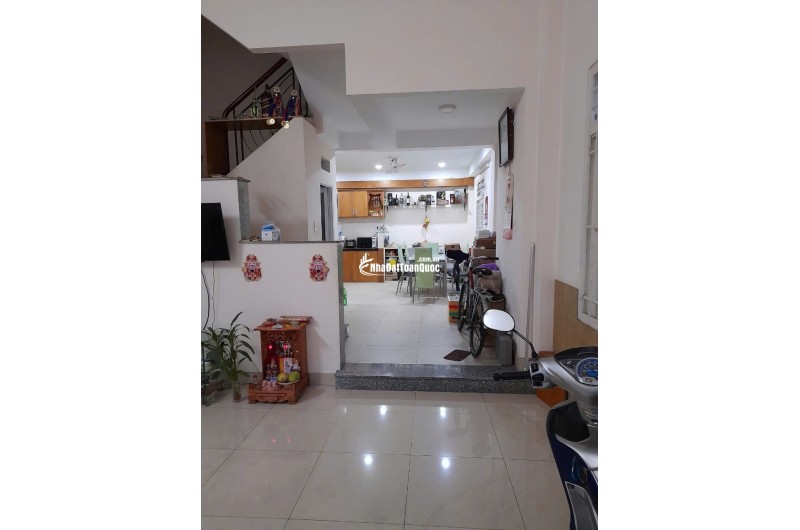 Bán gấp nhà hẻm 3m Lê Văn Sỹ Q.PN 5mx12m 3 lầu ST 11 tỷ