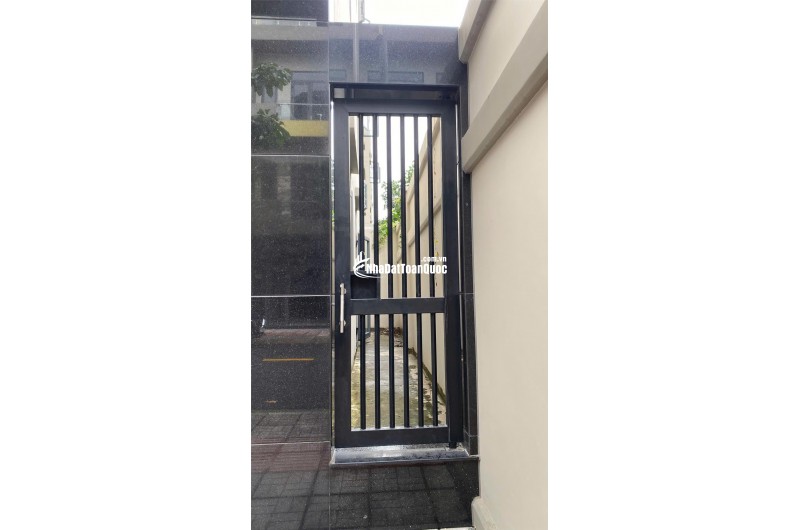 Nhà mặt phố Thống Nhất, Dĩ An: Vị trí vàng, kinh doanh đỉnh, 69m2, 3 tầng, 4PN, 6WC, sổ hồng trao tay, giá hời 8.4 tỷ!