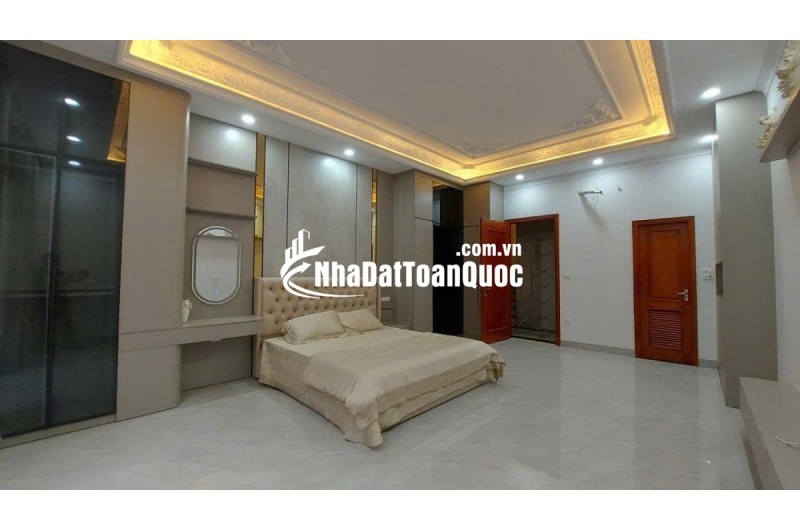 Bán nhà phân lô bộ công an Khương Hạ - Ô tô 45 chỗ đỗ cửa 46m nở hậu giá 14,8 tỷ