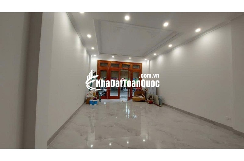 Bán nhà phân lô bộ công an Khương Hạ - Ô tô 45 chỗ đỗ cửa 46m nở hậu giá 14,8 tỷ