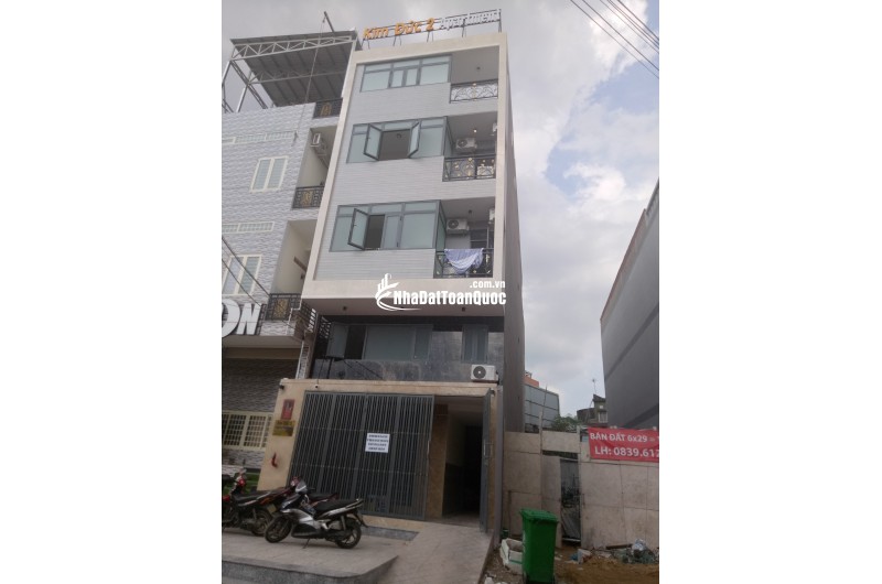 CĂN HỘ DỊCH VỤ 33 PHÒNG,THU NHẬP 95TR/TH, DT SÀN TỚI 900M2 PHÒNG ĐẦY ĐỦ NỘI THÁT.