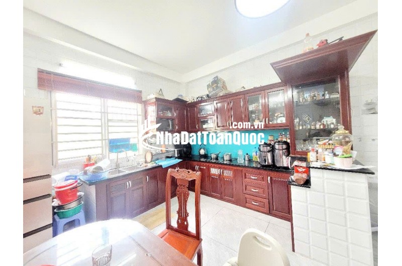 CHỈ CÓ 9 TỶ - NHÀ ĐẸP - MẶT TIỀN. P10. Tân Bình - 86M2 (4m x 21.5m) - 4 TẦNG BTCT