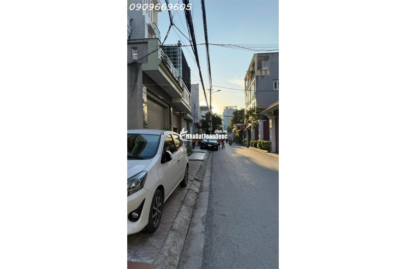 NHÀ BÁN LÔ ĐẤT KHỦNG 420M2 - ĐƯỜNG NAM TRUNG HÀNH - HẢI AN - HẢI PHÒNG