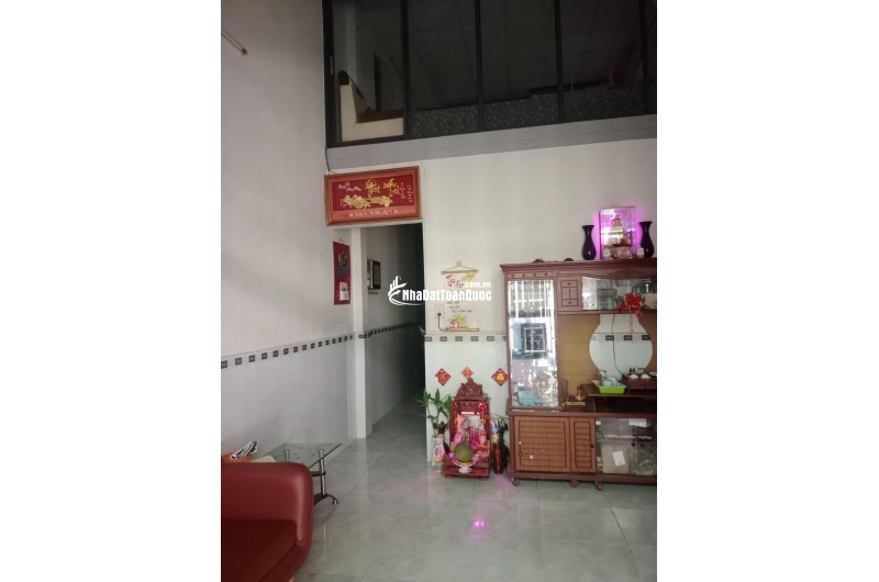 Bán nhà 2 tầng 4x12m. 2,65 t.ỷ. sổ hồng riêng. gần Chợ Thới Tứ .Hóc Môn