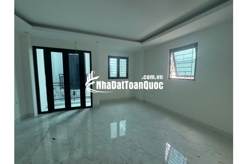 bán nhà lô góc miêu nha ba bước chân ra trục chính giá siêu rẻ