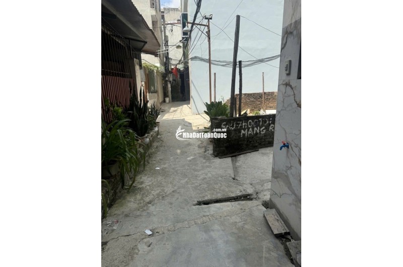 bán nhà lô góc miêu nha ba bước chân ra trục chính giá siêu rẻ