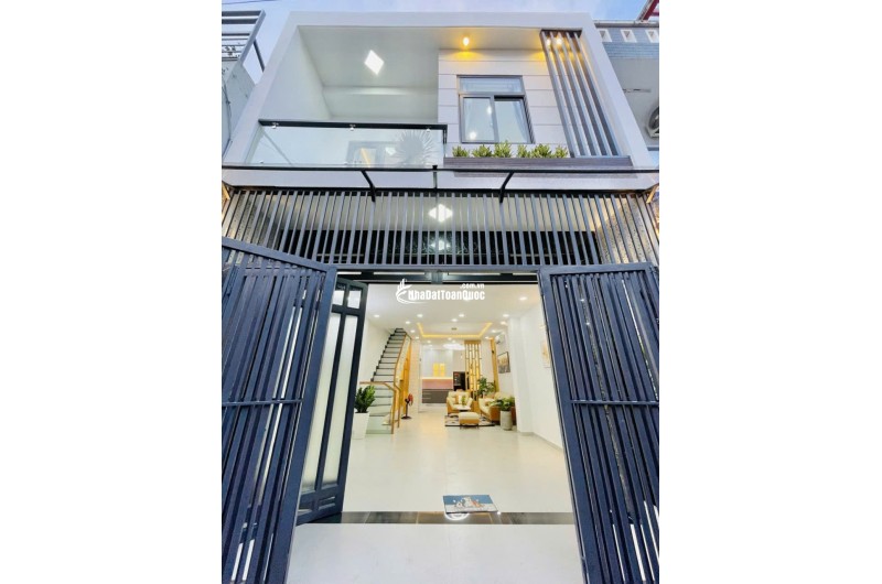 Một căn nhà vừa đủ cho gia đình nhỏ ấm áp, ngay trung tâm Gò Vấp vị trí cực hiếm ở tầm giá 7.65 tỷ, kết cấu gọn gàng, tiện nghi, pháp lý rõ ràng.