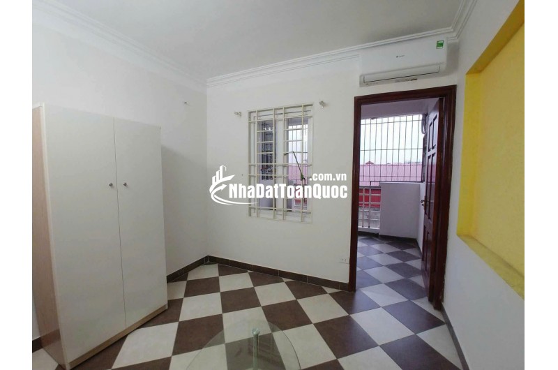 Bán nhà 5 tầng đẹp  Khu Long Biên  Gần ô tô đỗ, thu nhập 240tr/năm