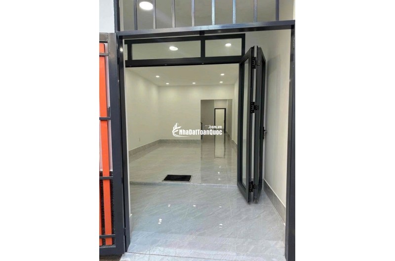 16 TRIỆU: NHÀ NGUYÊN CĂN 3 TẦNG TÂN BÌNH- LÝ THƯỜNG KIỆT- 4m X 17m– 4 PHÒNG NGỦ MỚI. VŨ 0933910039