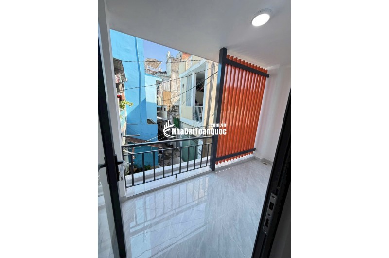 16 TRIỆU: NHÀ NGUYÊN CĂN 3 TẦNG TÂN BÌNH- LÝ THƯỜNG KIỆT- 4m X 17m– 4 PHÒNG NGỦ MỚI. VŨ 0933910039