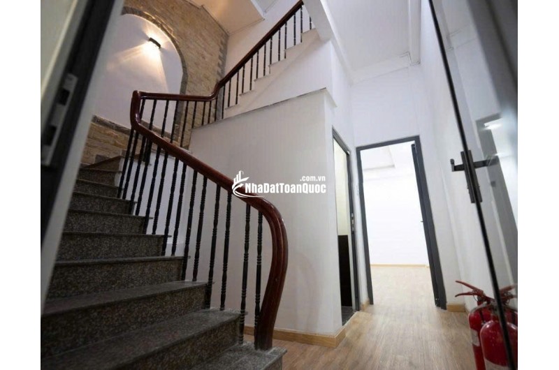 CHO THUÊ NGUYÊN CĂN - HOÀNG DIỆU, Q.4- 65 TRIỆU/ THÁNG