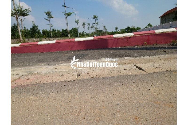 Chính chủ bán đất tại La gián, Cổ đông, sơn tây 100m2 MT 5.50m giá FO cho nhà đầu tư.