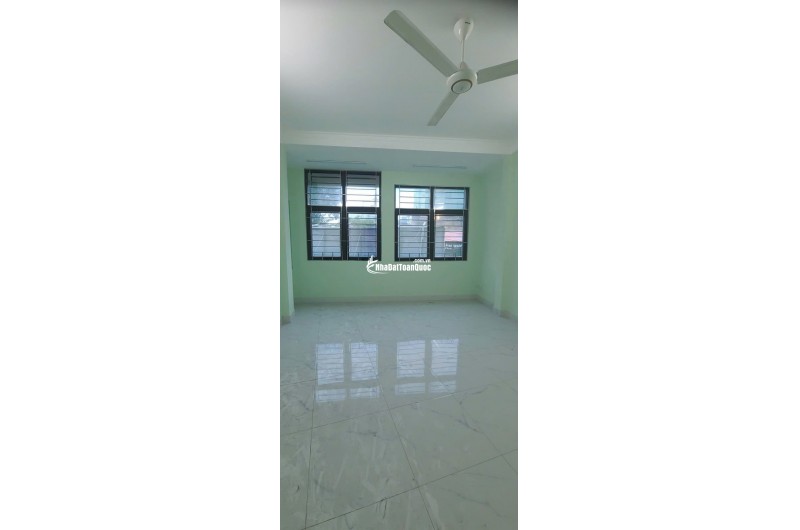 7.2 TỶ, MẶT TIỀN TRUNG TÂM P3 GÒ VẤP, NGAY BV 175, 3 TẦNG, 80m2, NGANG GẦN 6.5m