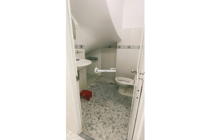 MẶT TIỀN ĐƯỜNG SỐ - SÁT BÊN LÂM VĂN BỀN -Q7 - 3 TầNG - 5PN - Giá 7.5 Tỷ