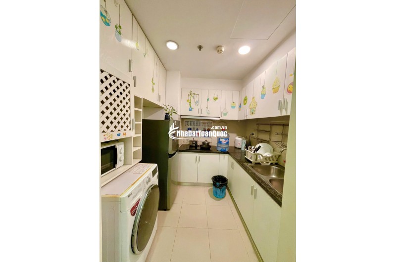 Chính chủ bán căn 2PN diện tích 76m2 ban công nam view thoáng đẹp nhà mới như ảnh giá bán 9 tỷ tai toà T5 Times city