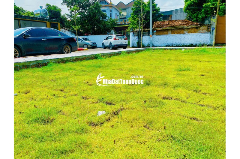 Bán gấp lô đất 100m2 tại Hoà Lạc, Hà Nội cách QL 21 60m giá chỉ 3.4 tỷ