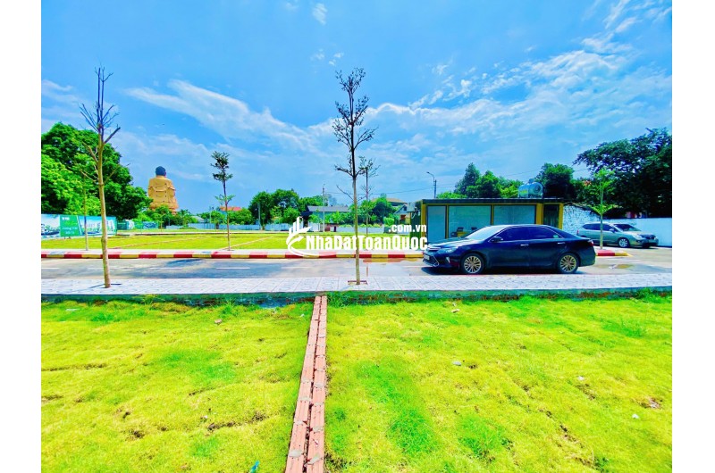 Bán gấp lô đất 100m2 tại Hoà Lạc, Hà Nội cách QL 21 60m giá chỉ 3.4 tỷ