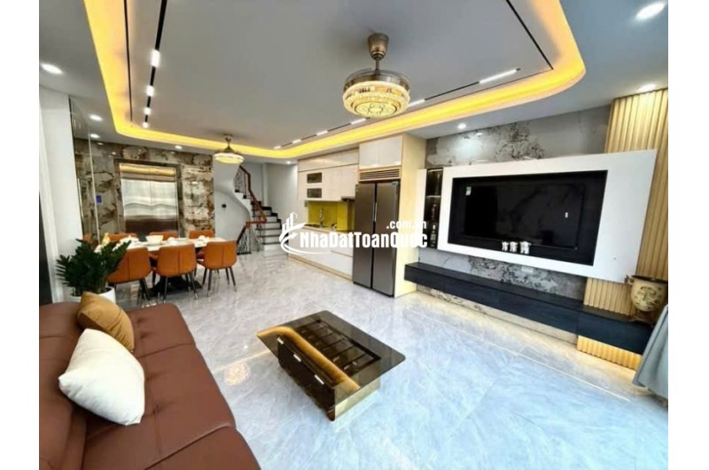 CHÍNH CHỦ DOÃN KẾ THIỆN - CẦU GIẤY- 38M2-6 TẦNG THANG MÁY- NHỈNH 10đ - Ô TÔ ĐỖ CỔNG