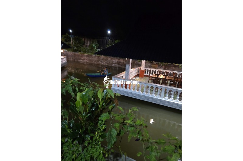 BÁN KHU NGHỈ DƯỠNG CỰC ĐẸP TẠI ĐỒNG THÁP, ĐỂ LẠI TOÀN BỘ NỘI THẤT XỊN. LH:0907767345.