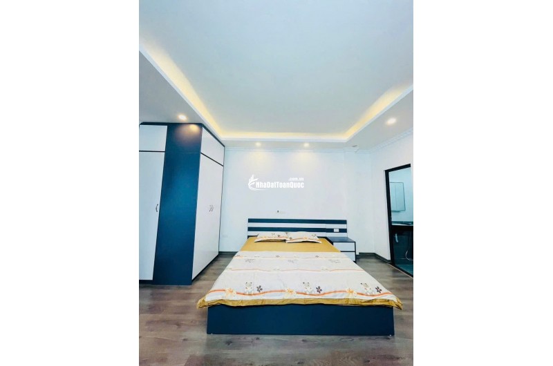 Chính Chủ Bán Nhà Cầu Giấy 38m2 6 Tầng Thang Máy Xây Mới Ô Tô Đỗ Cổng Hơn 10 Tỷ