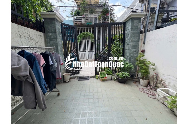 Bán Nhà hẻm 6m đường HàHuy Giáp phường THẠNH LỘC Q12.DT 71m2  5,2tỷ.