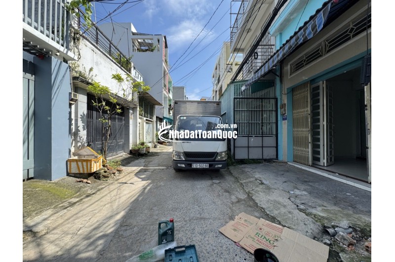  THẠCH LAM – HẺM ĐẸP XE HƠI TRÁNH NHAU – 82m2 (4 x21m), 3 TẦNG BTCT – Ở NGAY, NHỈNH 7 TỶ 