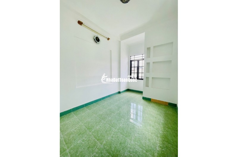  THẠCH LAM – HẺM ĐẸP XE HƠI TRÁNH NHAU – 82m2 (4 x21m), 3 TẦNG BTCT – Ở NGAY, NHỈNH 7 TỶ 