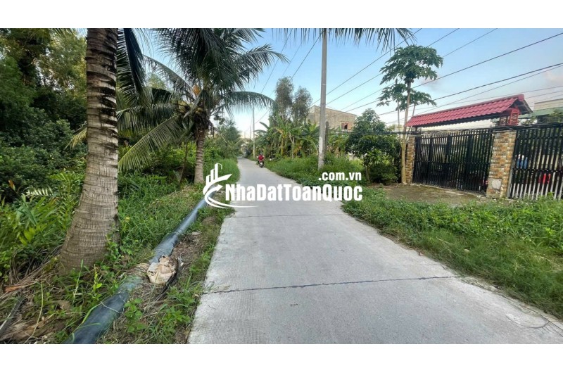 Chính chủ bán đất thổ + vườn Đường Rạch Cát,Lương Bình, Bến Lức, Long An