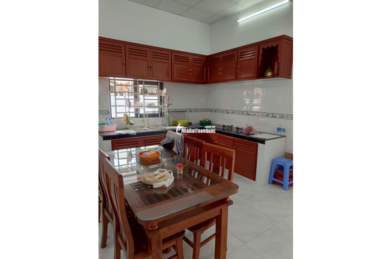 CHÍNH CHỦ Cần Bán Nhà Mặt Tiền Đường ĐT. 826C, Xã Long Hựu Đông, Cần Đước, Long An