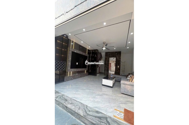 *CHÍNH CHỦ* BÁN NHÀ RIÊNG DOÃN KẾ THIỆN/ MAI DỊCH- DT 38M2, 6 TẦNG, MT 4.5m- NGÕ TO Ô TÔ QUA