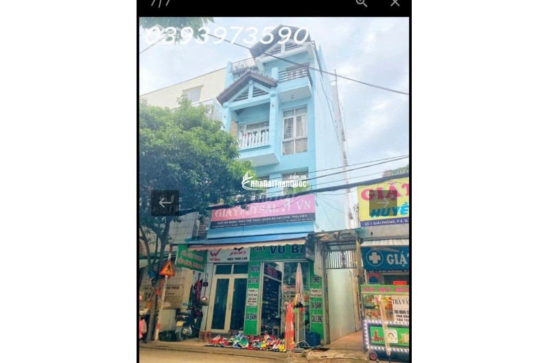 Cho thuê mặt bằng kinh doanh tại mặt tiền số 1A1 Giải phóng, Phường 4 (cũ), quận Tân Bình, HCM