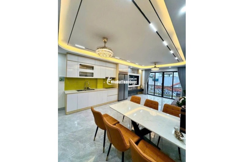 ĐỖ NHUẬN/ XUÂN ĐỈNH- 6 TẦNG THANG MÁY x DT 43M2- MT 4.3m- LÔ GÓC THOÁNG SÁNG- SÁT Ô TÔ ĐỖ-  HƠN 10 TỶ
