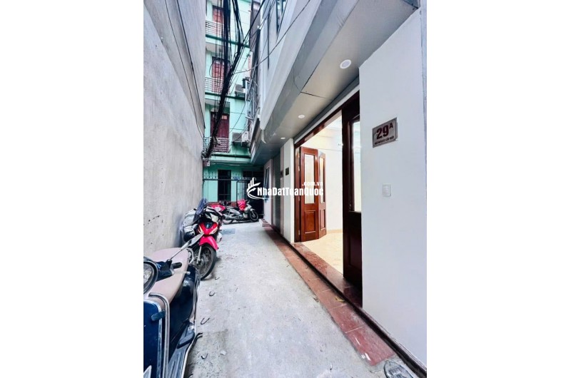 Bán Nhà Dân Xây Lô Góc Ngõ 68 Cầu Giấy 47m2 5 Tầng Hơn 11 Tỷ