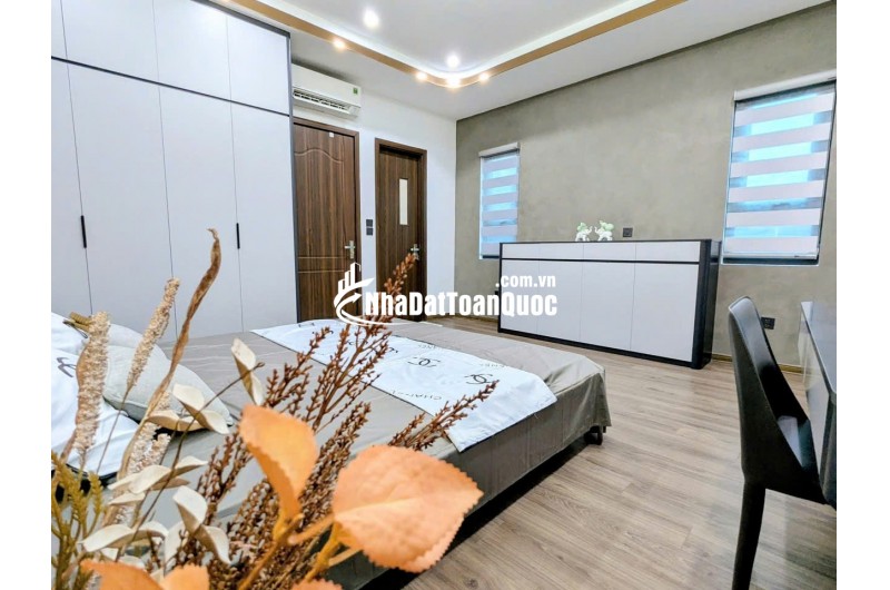 Bán Nhà Dân Xây Lô Góc Ngõ 68 Cầu Giấy 47m2 5 Tầng Hơn 11 Tỷ