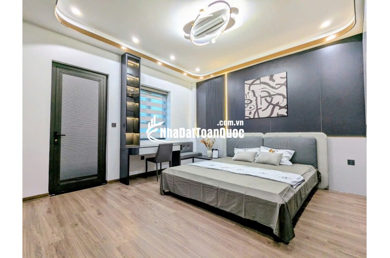 Bán Nhà Dân Xây Lô Góc Ngõ 68 Cầu Giấy 47m2 5 Tầng Hơn 11 Tỷ