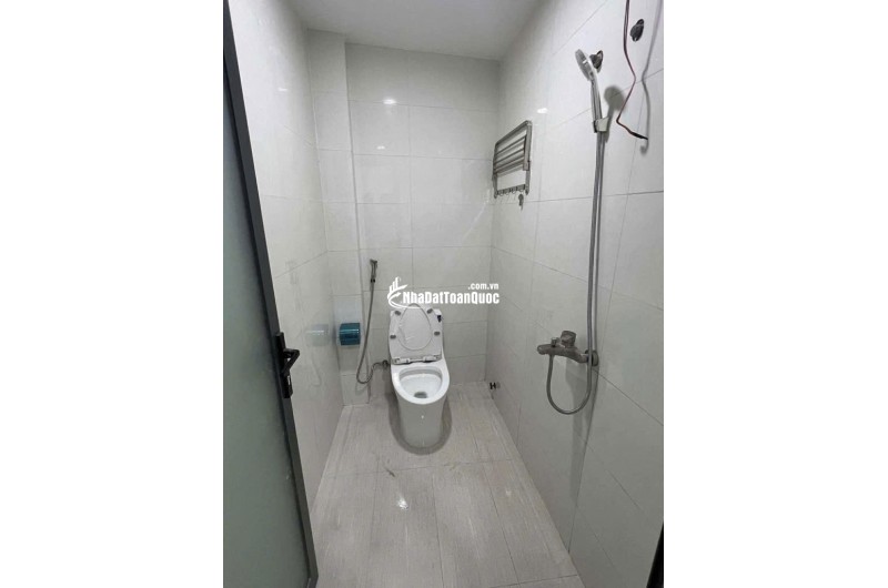 BÁN NHÀ RẺ NHẤT KHU VỰC QUẬN 9, DT 52M2 CHỈ 3,85 tỷ. LH:0352689300