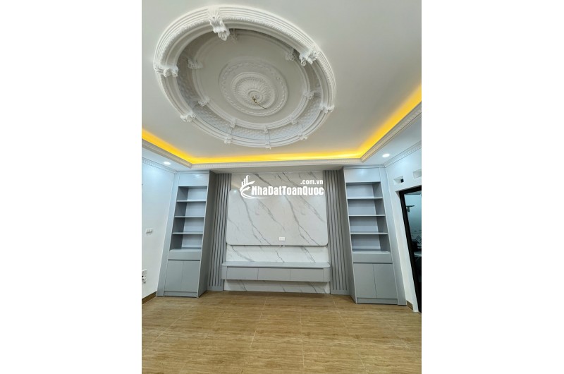 HIẾM HIẾM HIẾM!!! Bán nhà Vĩnh Ninh Vĩnh Quỳnh Thanh Trì – Nhà mới 5 tầng thang máy, ô tô đỗ cửa, 66m² chỉ 8.5 tỷ