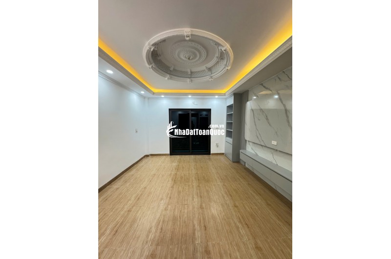 CHỈ DUY NHẤT 1 CĂN   – Ngọc Hồi – Thanh Trì  59m² x 5 tầng thang máy, ô tô vào nhà,  NHỈNH 8 TỶ  tỷ lh0326.213.286