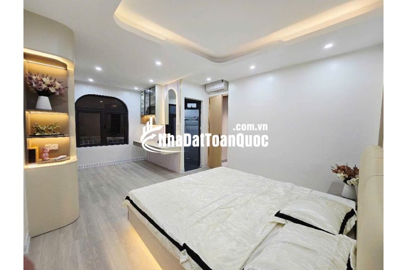 BÁN NHÀ LINH QUANG – GẦN VĂN MIẾU – NHÀ ĐẸP FULL ĐỒ – NGÕ THÔNG KINH DOANH – GIÁ MỀM 9.3 TỶ LH  0326.213.286