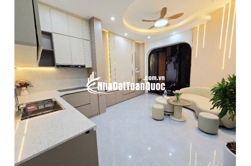 BÁN NHÀ LINH QUANG – GẦN VĂN MIẾU – NHÀ ĐẸP FULL ĐỒ – NGÕ THÔNG KINH DOANH – GIÁ MỀM 9.3 TỶ LH  0326.213.286