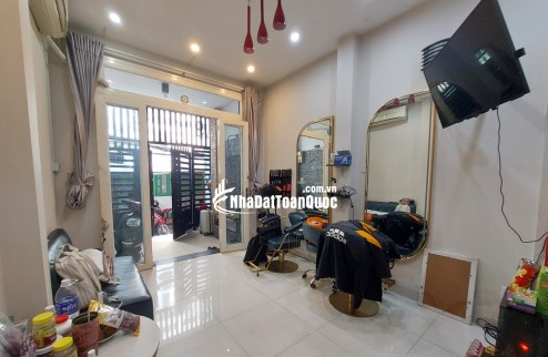 Nhà đẹp đường Phạm Ngũ Lão 5 tầng, 5 phòng ngủ, 54 m2 giá chỉ 13,5 tỷ